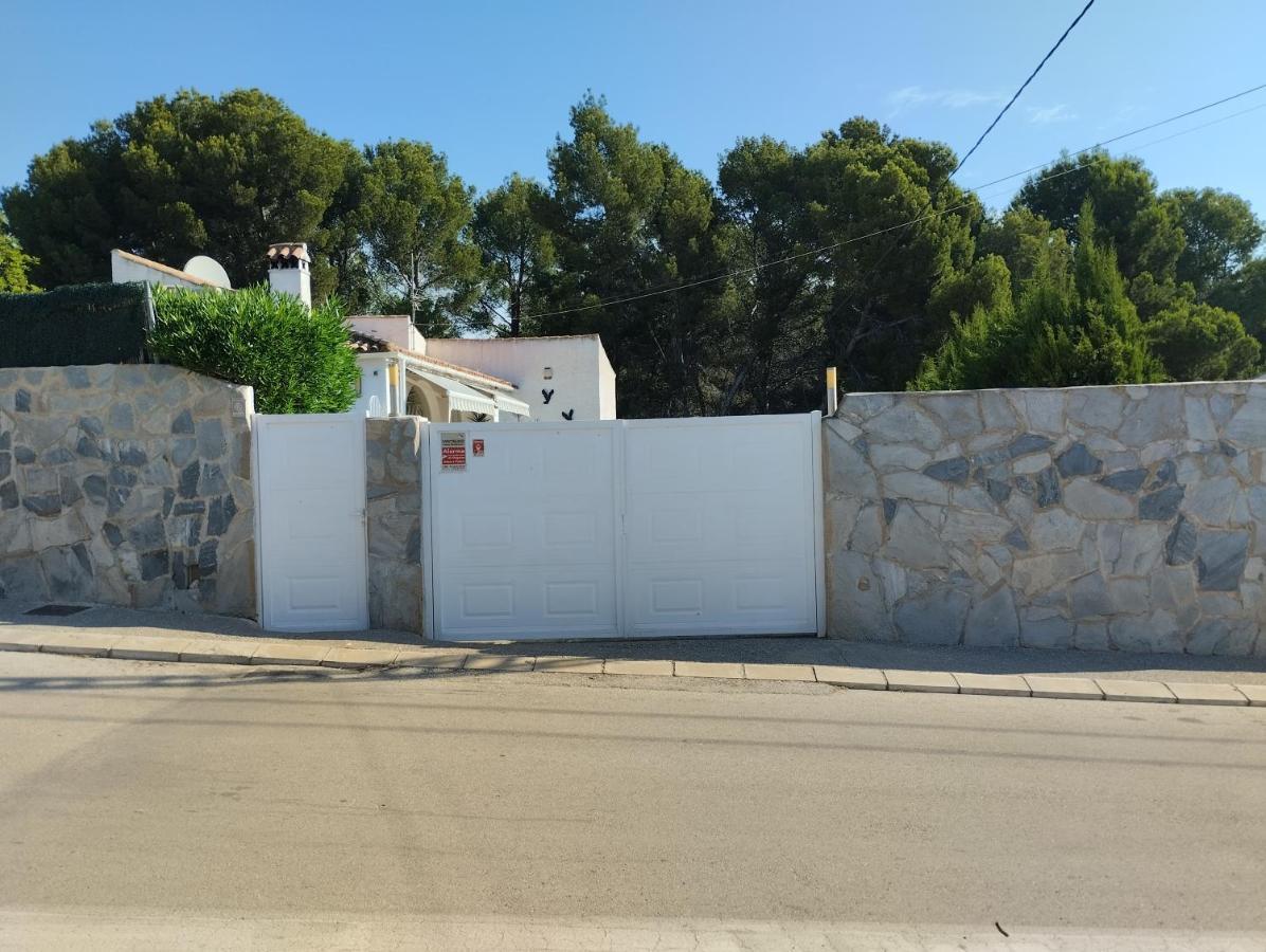 El Romarel Bed & Breakfast L'Alfàs del Pi Exterior photo
